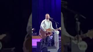 Wade Bowen sings 🎶 Everything Has Your Memory🎶 at Grand Ole Opry #grandoleopry