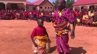 Download lagu Gwoyendha Nice basoga dance by Joy Blessed School Budaka mp3