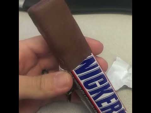 Snickers removed the d*ck veins 😳