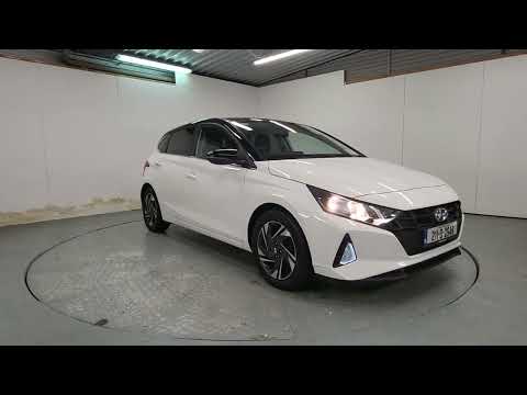 Hyundai i20 1.2 Launch Edition 2 Tone Roof Finance - Image 2