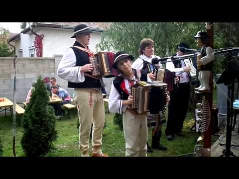 Heligonka Majerčíkovci, Renatka a Dušanko v Malých Chlievanoch