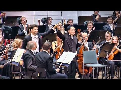 A.DVOŘÁK: CELLO CONCERTO  -  JIAN WANG, CELLO  -  JULIAN RACHLIN, CONDUCTOR