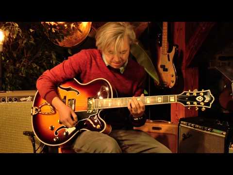 Guild X-700 Stuart by Benedetto from 2004 presented by Vintage Guitar Oldenburg and Tobias Hoffmann