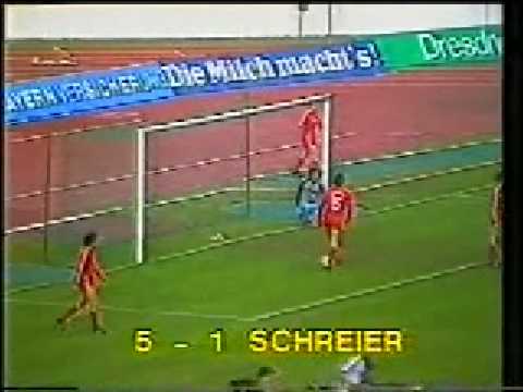 Bayern vs Bochum (1983-84)