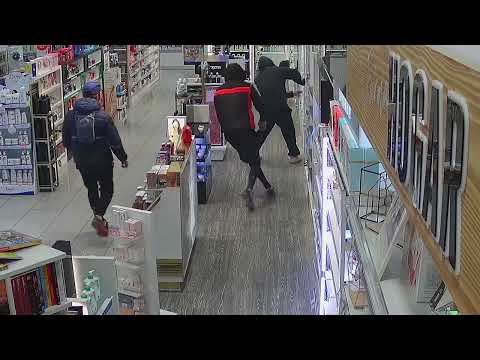 Seis personas fueron detenidas tras robar 72 perfumes importados de una farmacia ubicada