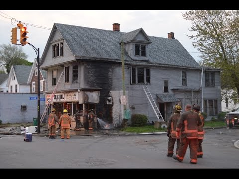 Buffalo FD MVA w/ 1+ Alarm - 827 E Delavan ave