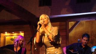Lorrie Morgan - It's a Heartache (Live from the Woodlands)