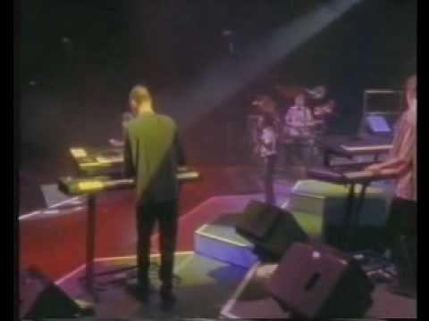 Lisa Stansfield Live at Wembley - 1/17 Set Your Loving Free.wmv