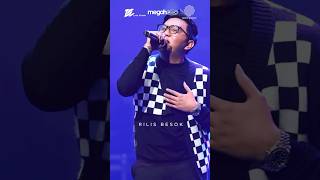 Download lagu Besok! Denny Caknan - Pamer Bojo #dennycaknan #pamerbojo #shorts mp3