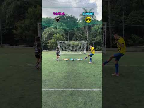 DISPUTA DE CARREIRAS NO FUTEBOL! ⚡🏆 #shorts