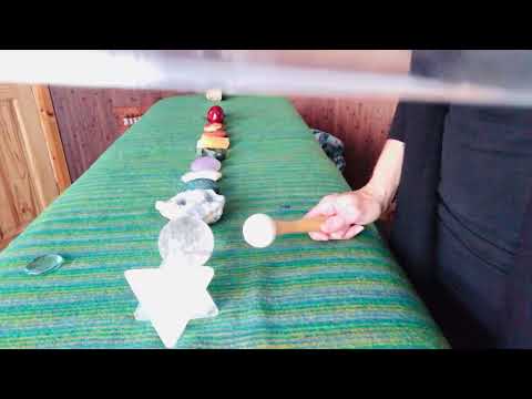 Crystal & Sound Healing Reiki ASMR Couch Healing