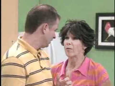 Risas en Combo 10/5/11 - Mama's Boy 1/2