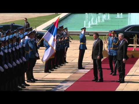 STIRIPESURSE.RO Klaus Iohannis in Serbia