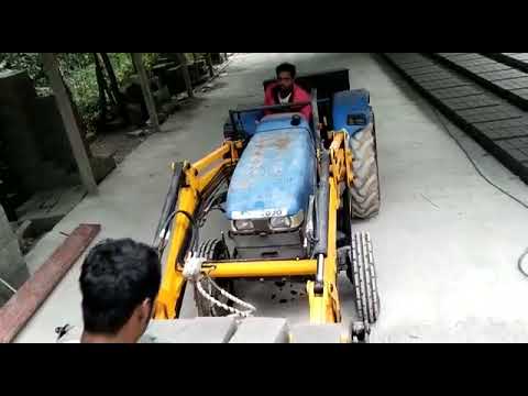 AgriBULL handling Bricks