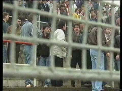 1.FC UNION Berlin gegen TÜRKIYEMSPOR   -  Haß auf den Stadionrängen!