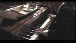 "Autumn Leaves" played by David Osborne at the Bellagio Hotel