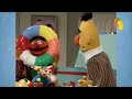 Sezam Ko Chasi Sesame Street Best Friends Ernie Plans Uzbek