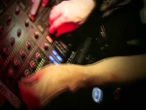Social Phunk & Michael Waletzko - Sueno Latino (Robaer & Beatnut5 Remix)