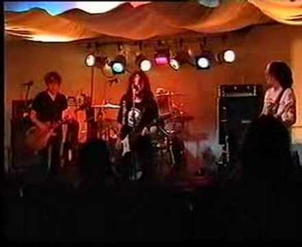 The Yes-Men - Fawlty Rocks (Live 2000)