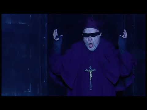 Throaty singing vs  Dark singing (Basses)