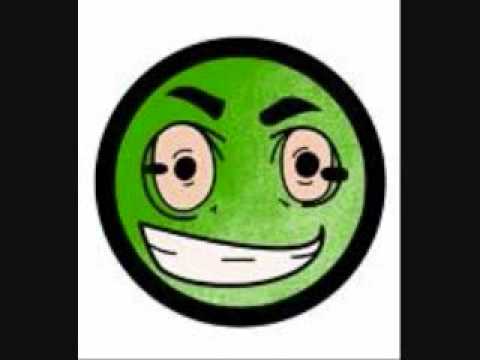 Thee Tom Hardy feat. Big Remo & GQ - "Family Ties" (prod. by 9th Wonder)  [NO DJ]