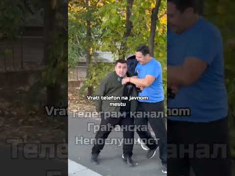 Ćaciji pokušali da ukradu telefon Nemanji Šaroviću #shorts