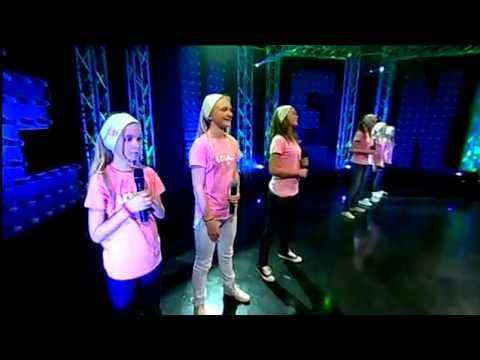 Jentegruppa SEVEN ALLE KAN solist Lotta