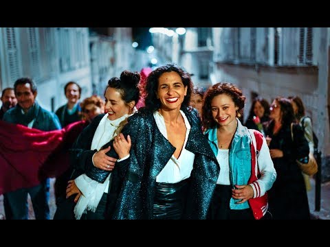 JULIA PALOMBE - SI JE DIS OUI ( clip officiel )