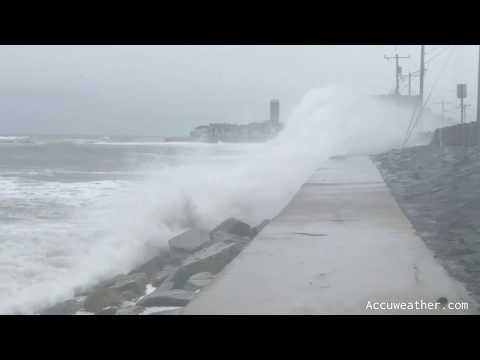 Coastal flooding returns with powerful Nor'easter in Marshfield, MA