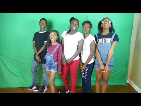 PLEASE PASS THE MIC SHOWCASE