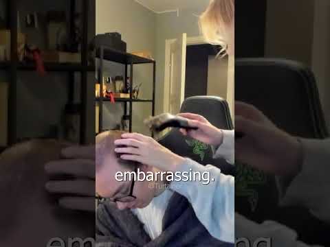 Baus takes off glasses on stream for the first time #challenger #thebausffs #bald #leagueoflegends