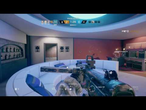 4 FROST TRAPS GLITCH??! Rainbow six siege