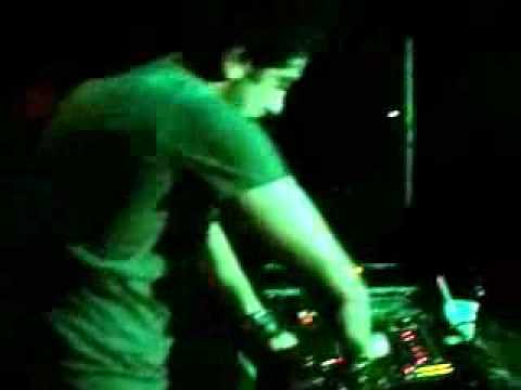 deadmau5 vs  Jelo   The Reward is Cheese