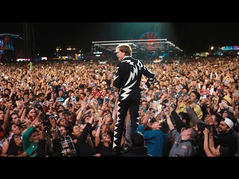 The Hives  - Hate To Say I Told You So & Trapdoor Solution (Live at Corona Capital 2023 Mexico City)