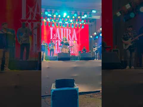 Laura Simões São João de São Paulo banda : Pablo 🎸 , Samuel 🎸, Ale🎹, Issac 🥁, Abner , 🪗