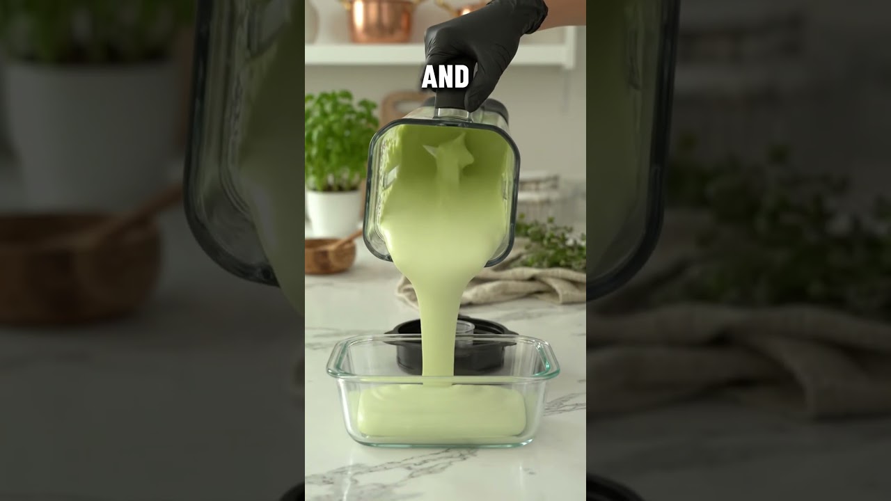 Creamy Avocado Coconut Ice Cream without ice cream maker #easyrecipe