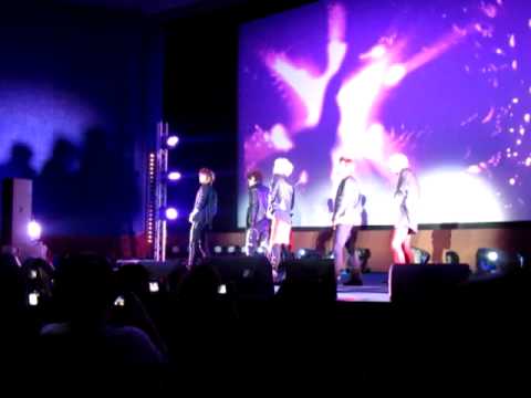 111103 [Fancam] LKFF - London SHINee First 2 performances: Ring Ding Dong and Senorita
