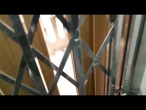 Old-styled! Homelift MRL Elevator - O. Freire St. - SP, BR