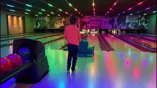 bowlen eerste keer van Brian