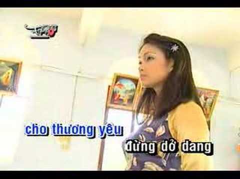 Thể hiện bởi Minh Tuyết