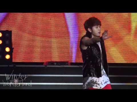 [FANCAM] 110814 United Cube Concert Junhyung Freeze