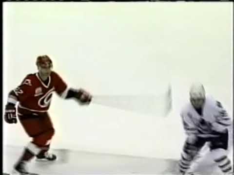 Tie Domi just wants to dance! Domi (tor) swats Hill (car)