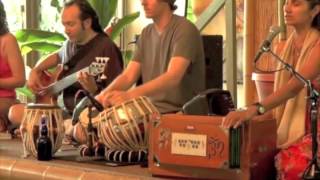 Chanting the Hanuman Chalisa: Nina Rao - Saraswati Hanuman Chalisa