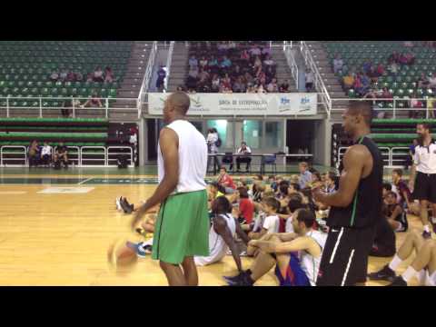 Caceresbasket fanday MateCarter2