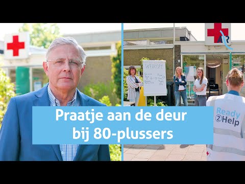 Praatje maken aan de deur bij 80-plussers