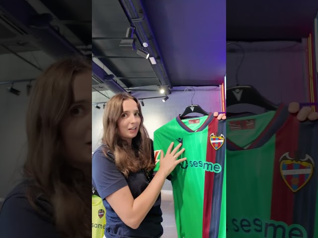 Vídeo relacionado con Macron Levante UD 24/25 Away Short Sleeve T-Shirt XL