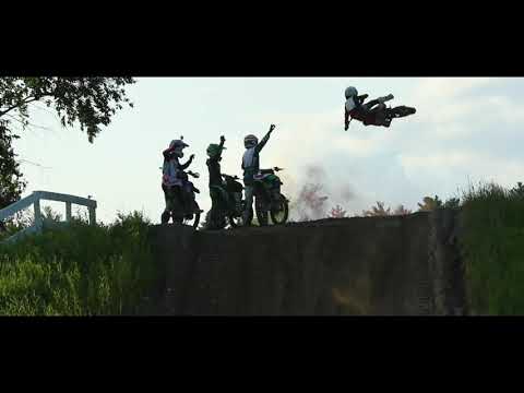 Berm Blasters V3.2 - Cole Beach Photography