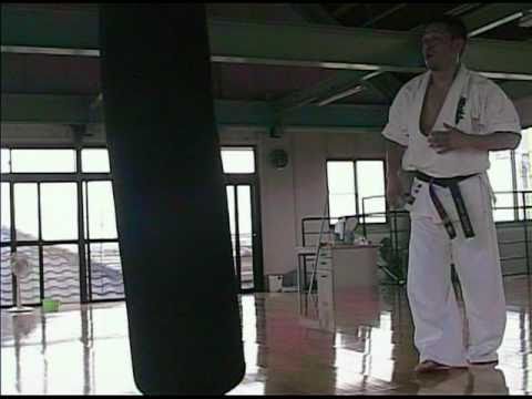 サンドバック稽古②　kyokushin