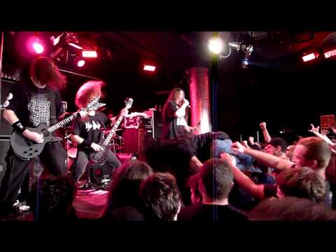 Cannibal Corpse - Hammer Smashed Face (live)