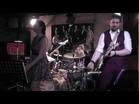 BLISS BLUES & PAULA MARTINS - Got my Modjo Working (A Coruña, Joana´s Place 12.4.12) [HD]